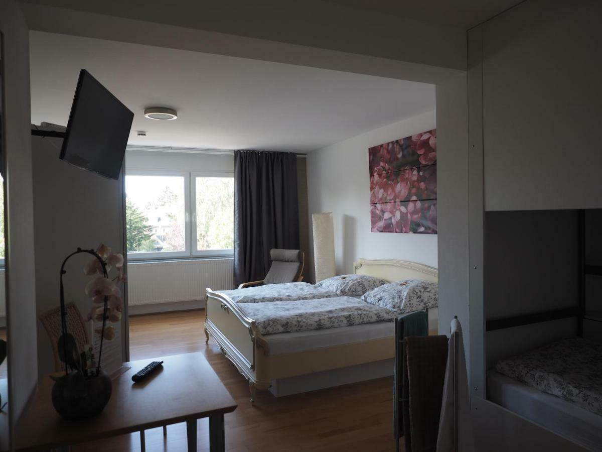 B8 - Just A Private Accommodation Düsseldorf Extérieur photo