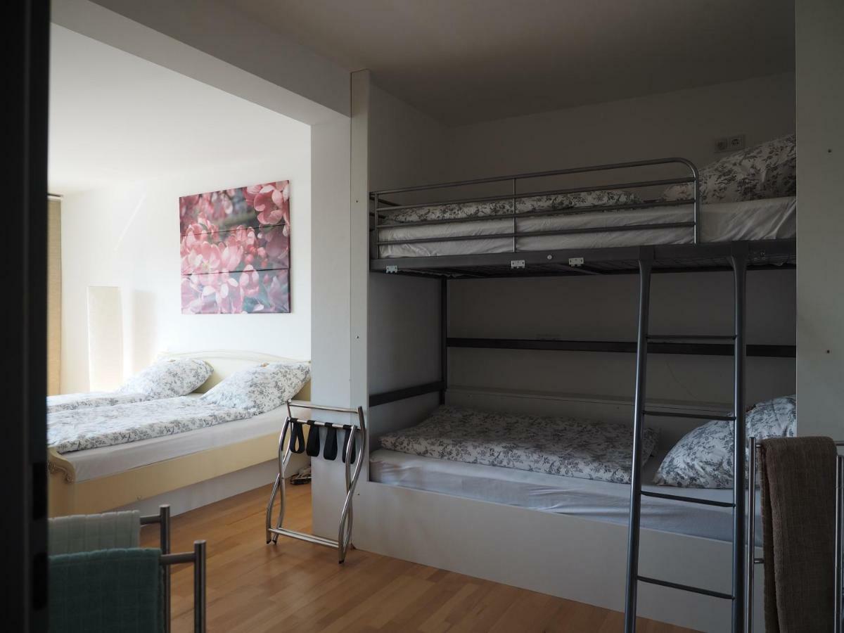 B8 - Just A Private Accommodation Düsseldorf Extérieur photo